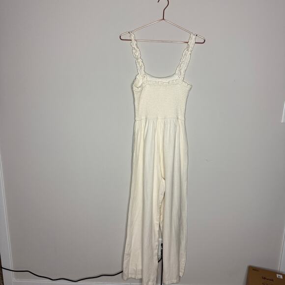 Jessica Simpson Linen Jumpsuit Small Ivory Cottage Wide Leg Smocked Boho Peasant - Picture 7 of 8